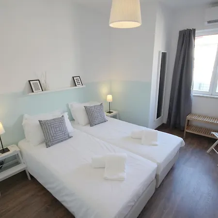 Amcf里斯本多莫斯74公寓 *