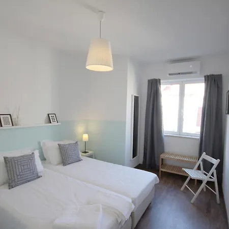 Domus 74 By Amcf Apartmán